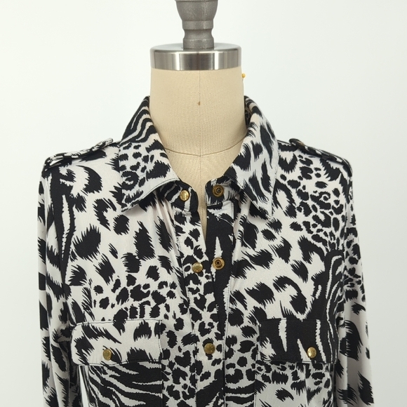 01400 BCBGMaxazria Zebra Print Knit Shirt Black White S animal Business casual - Picture 3 of 8